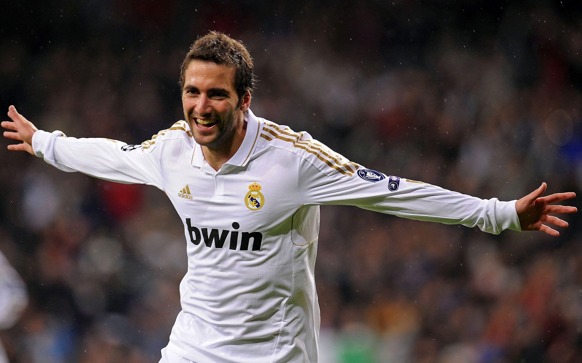 亚洲杯中国青年队复仇 球迷庆祝胜利时刻，亚洲杯中国青年队复仇 球迷庆祝胜利时刻视频