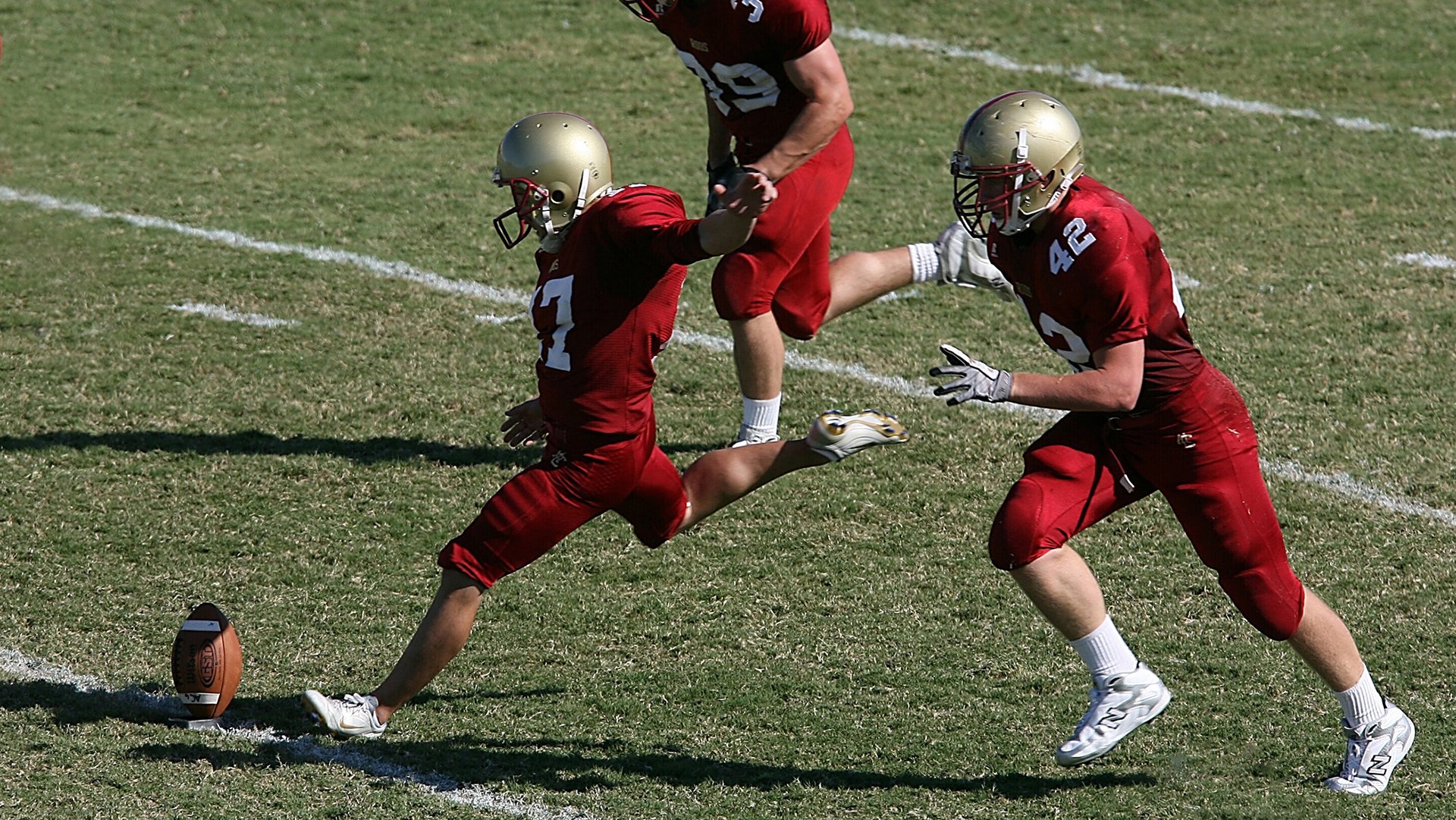 全国青少年射箭赛在五一期间精彩进行,中国青少年射箭训练大纲
